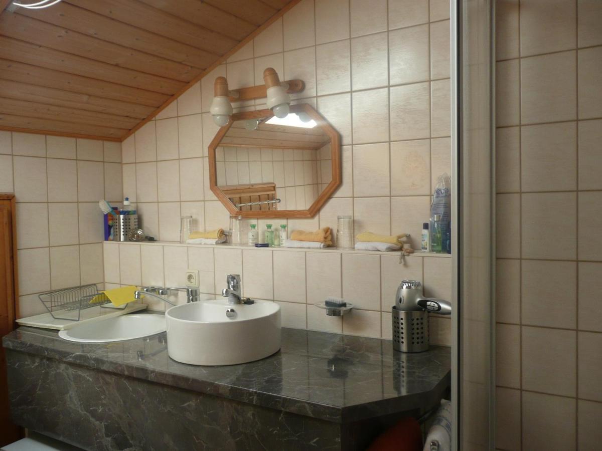 Ferienwohnung Gouiaa บิชอฟสวีเซิน ภายนอก รูปภาพ