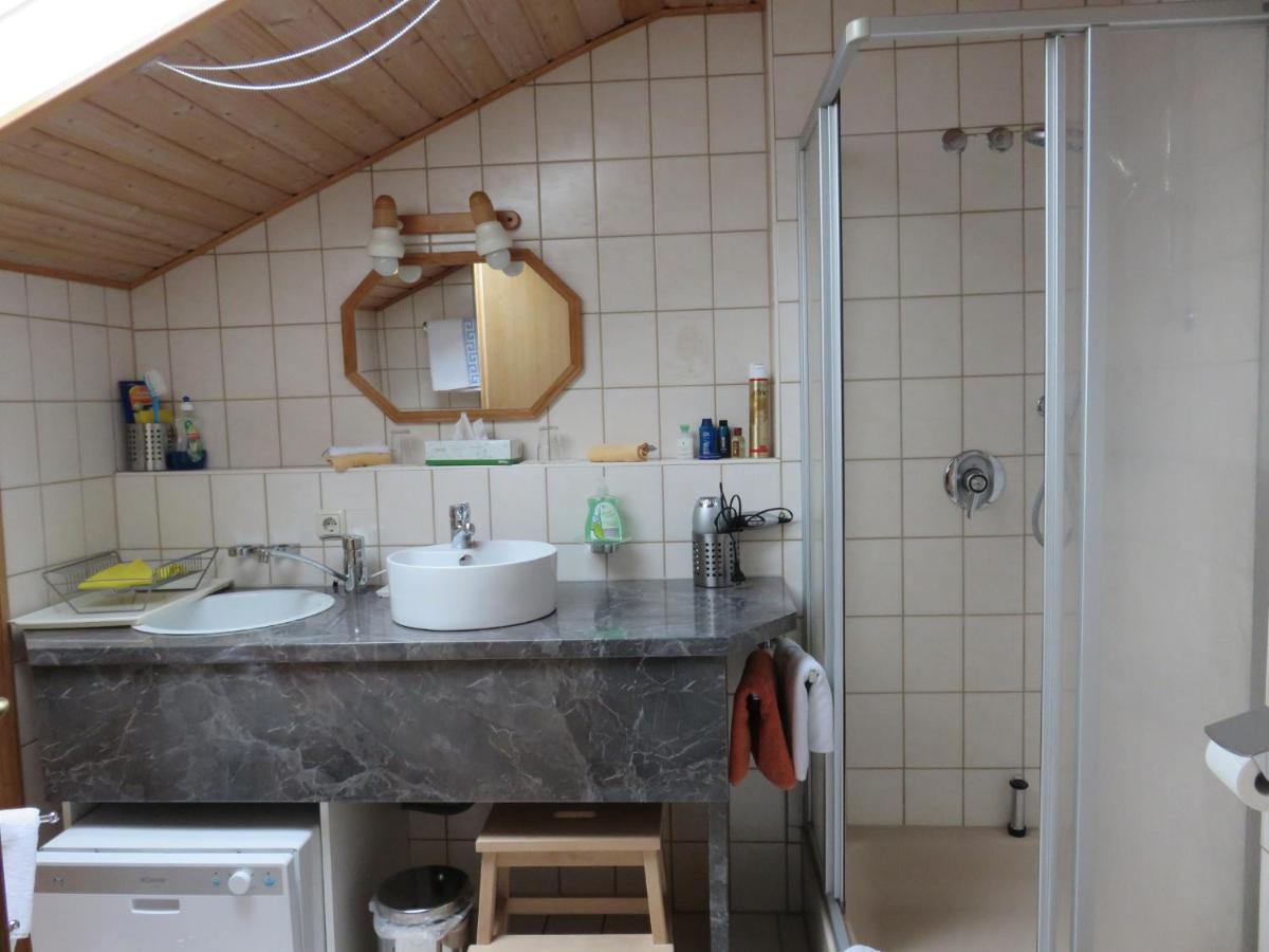 Ferienwohnung Gouiaa บิชอฟสวีเซิน ภายนอก รูปภาพ